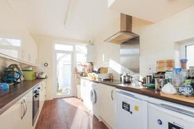 3 bedroom Semi-Detac...